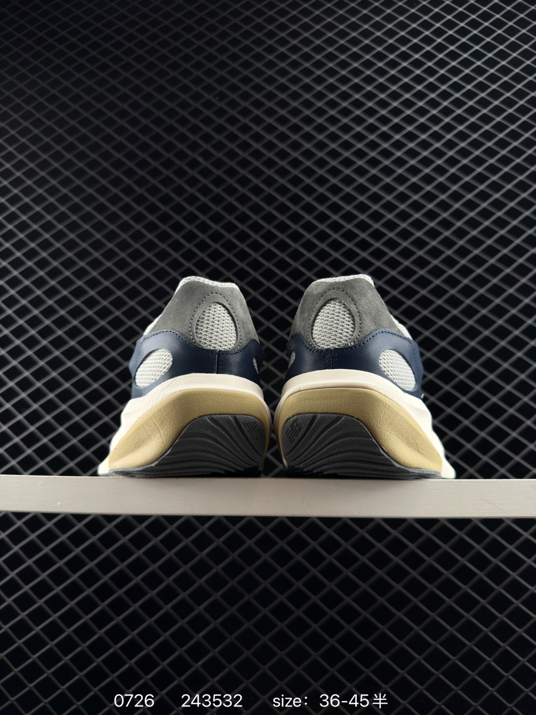 New Balance Warped Runner UWRPOMOB